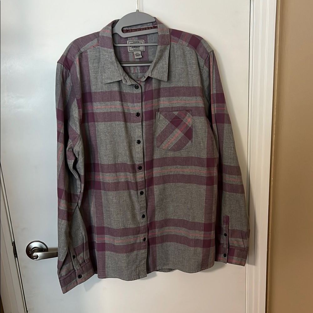 G.H. Bass & Co. Gray and Purple Plaid Shirt